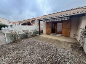 Pavillon cosy avec terrasse et parking pour 4 personnes - FR-1-701-87
